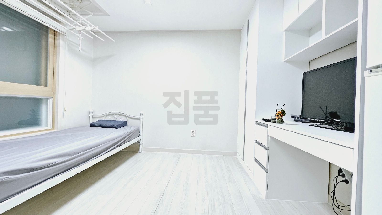 경기 수원시 영통구 신동 브레인 하우스 월세 300만원 54만원 매물 이미지
