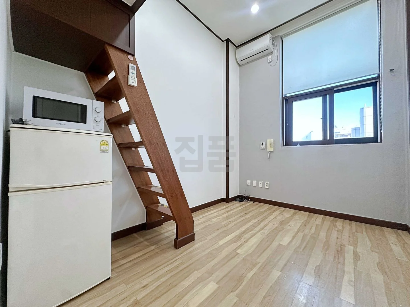 서울 관악구 봉천동 IPLUS오피스텔 월세 1000만원 67만원 매물 이미지