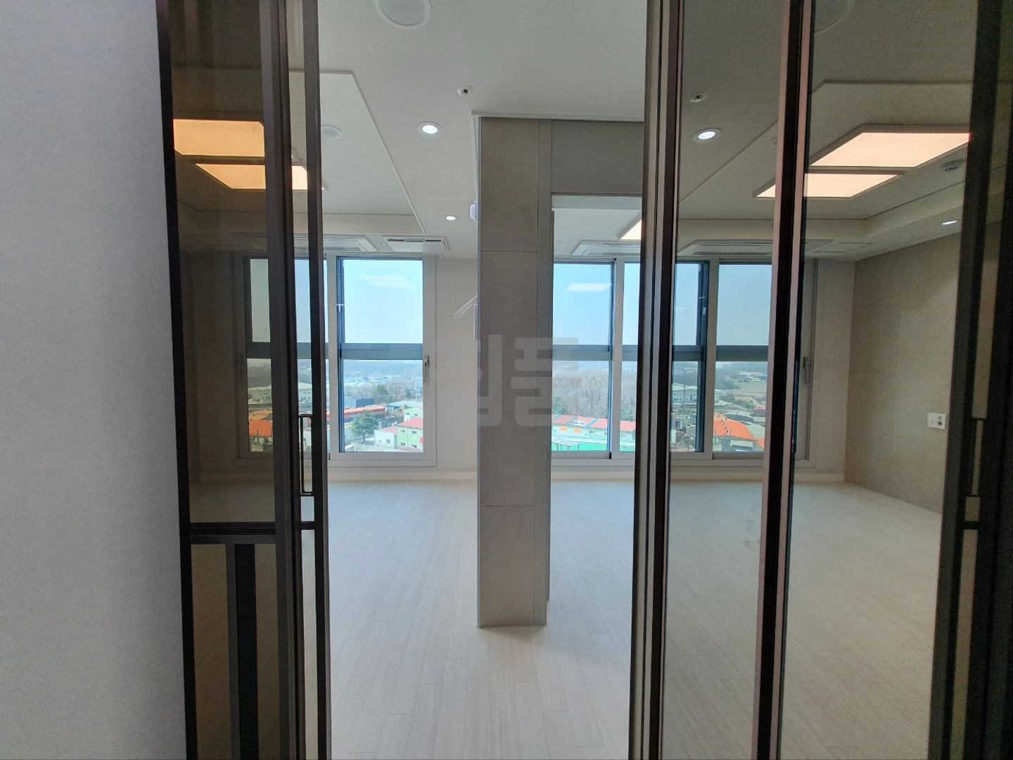 경기 김포시 구래동 휴트라움 월세 4800만원 60만원 매물 이미지