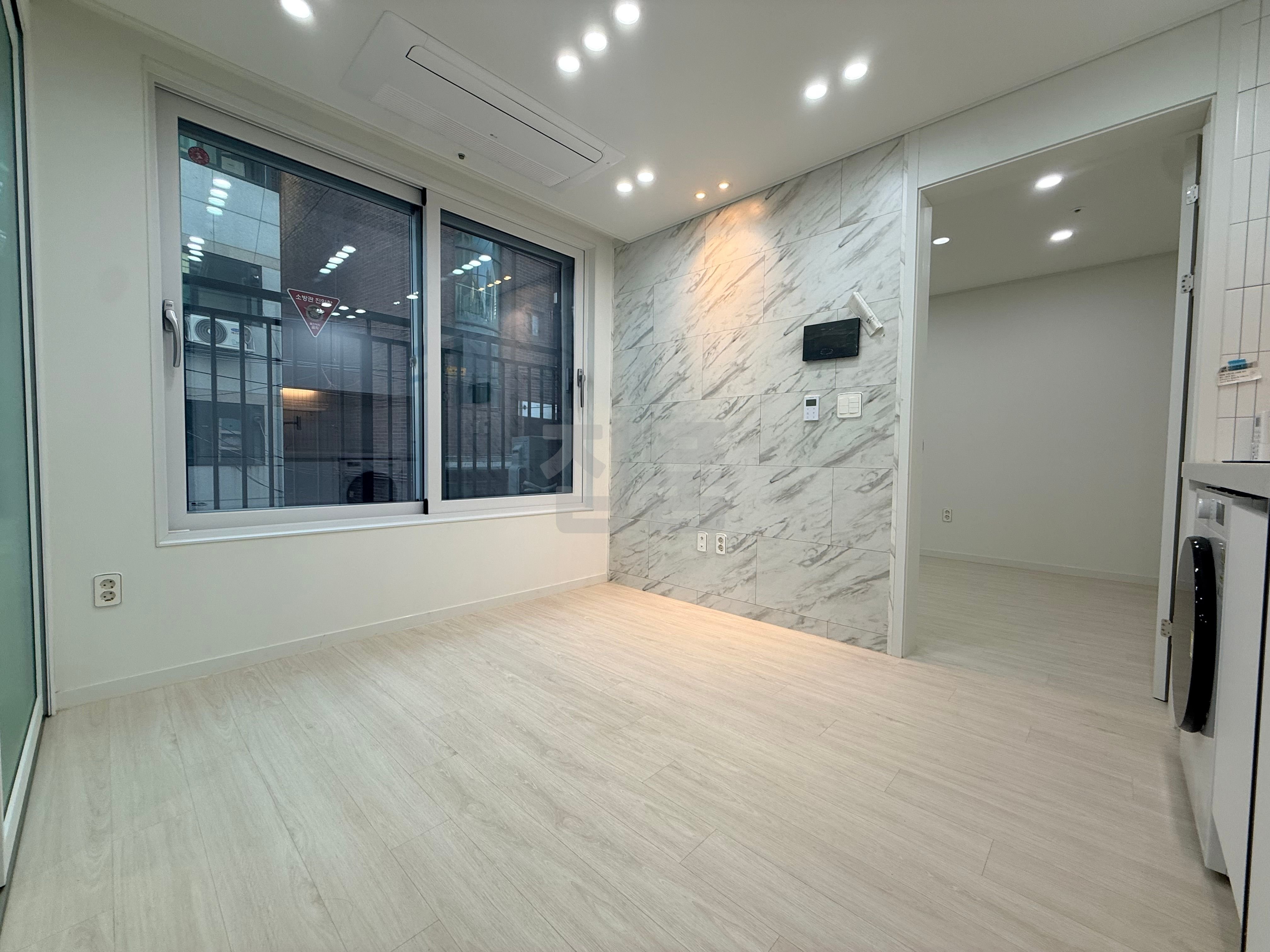 서울 마포구 성산동 써밋성산 전세 2억6000만원 매물 이미지