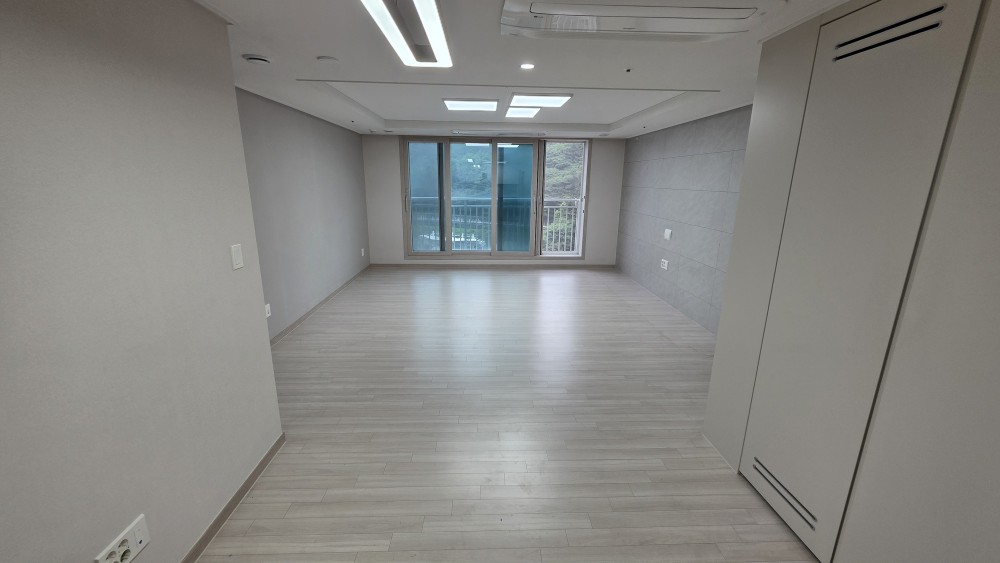 부산 사하구 괴정동 괴정한신더휴아파트 매매 5억2500만원 매물 이미지