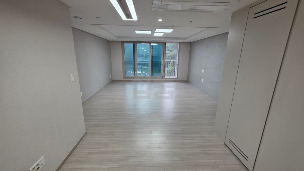 부산 사하구 괴정동 괴정한신더휴아파트 매매 5억2500만원 매물 이미지