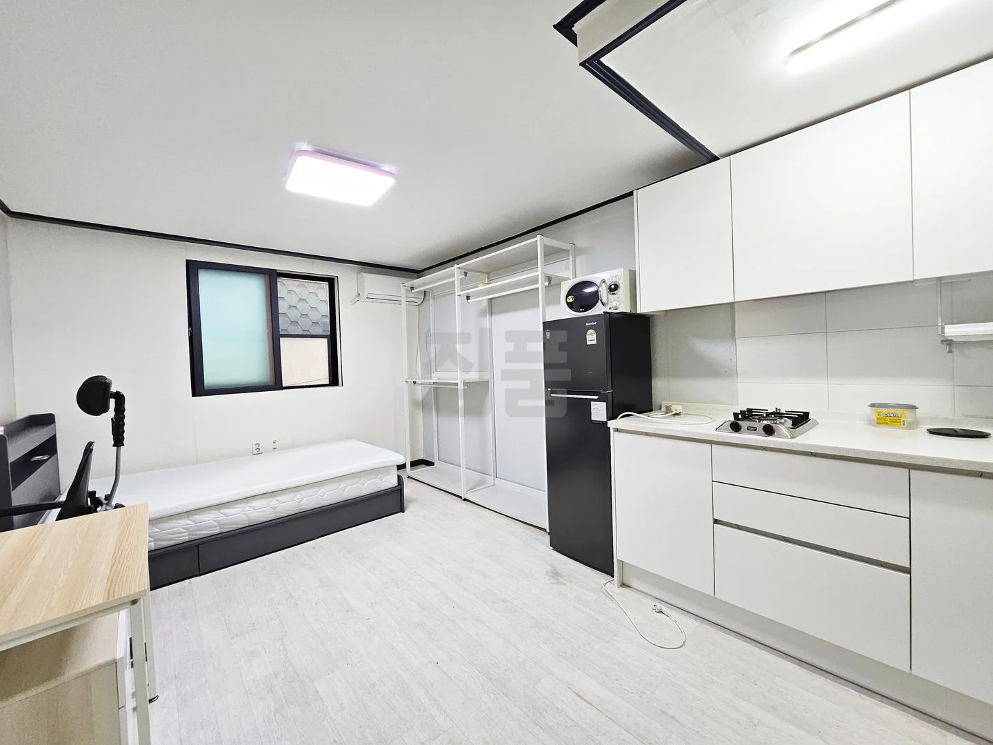 서울 강남구 역삼동 리빙하이츠 전세 1억5800만원 매물 이미지
