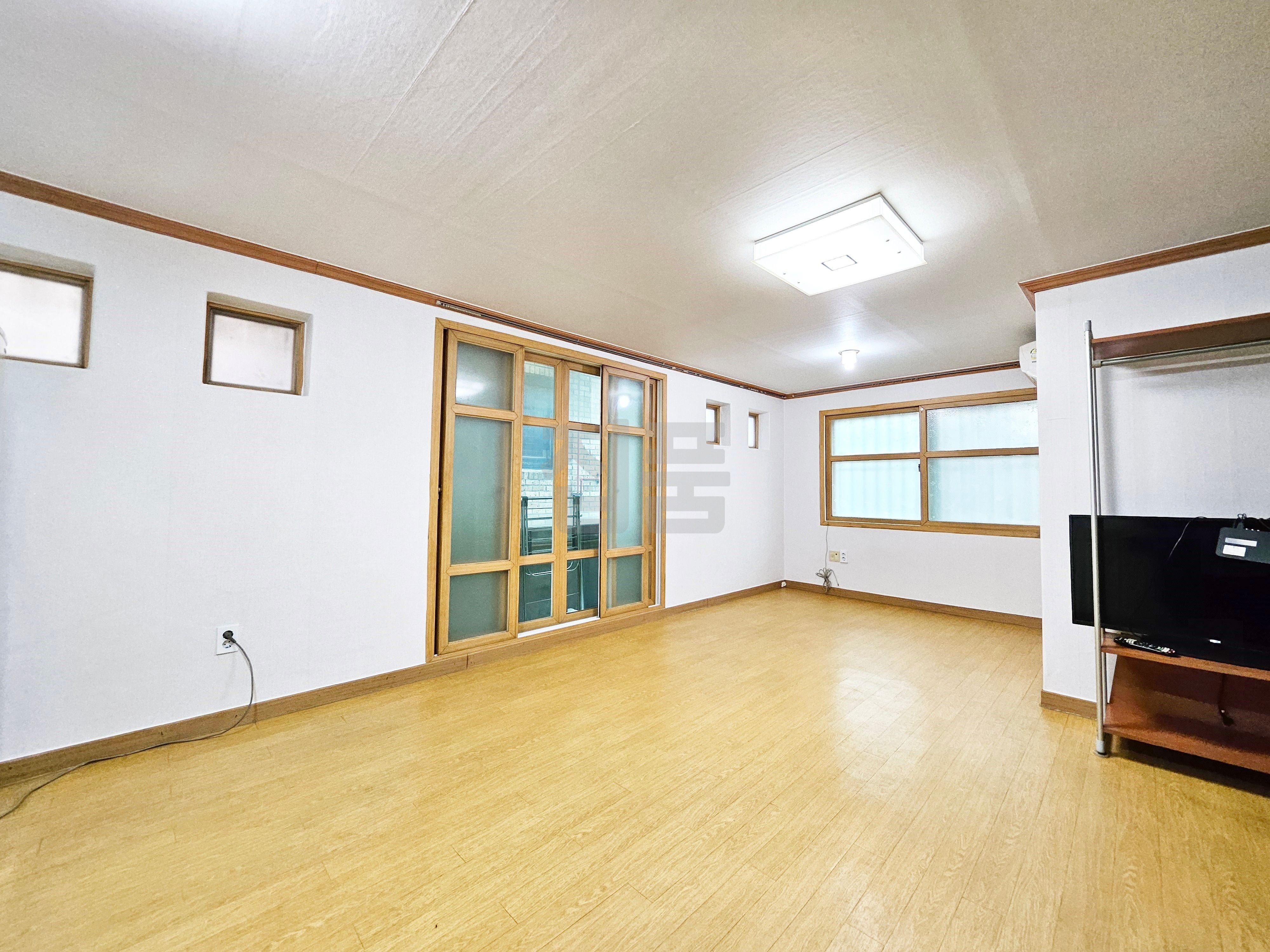 서울 서초구 반포동 반포세란빌딩 월세 1000만원 60만원 매물 이미지