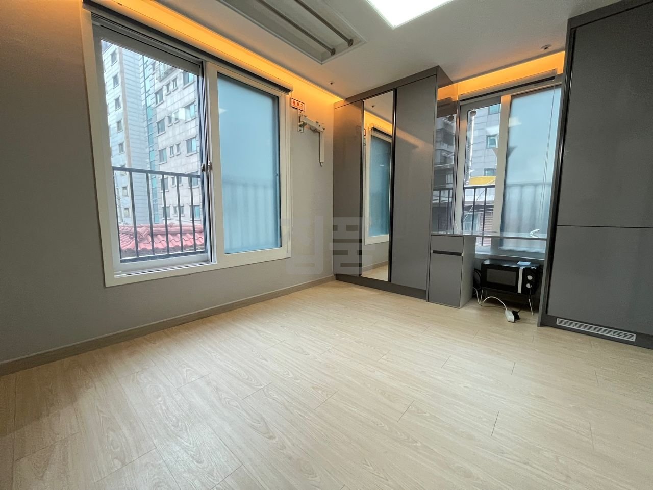 서울 관악구 신림동 VIEWHOUSE 월세 1000만원 63만원 매물 이미지